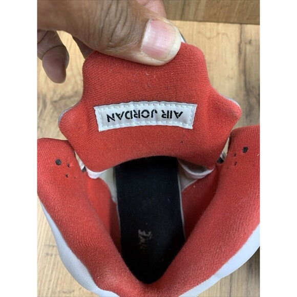 Nike Air Jordan 5 Retro Mid Fire Red Silver Tongue Sneakers 5Y White 440888-102 - Picture 15 of 16